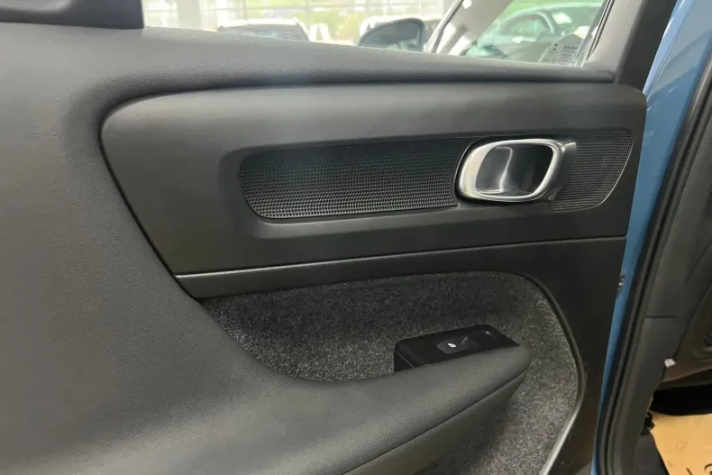 Volvo XC40 din 2022 cu 164.700 km - oferta VOL143824 - foto 21