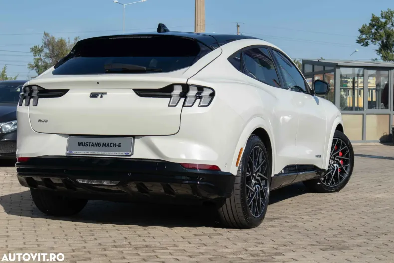 Ford Mustang Mach-E din 2024 cu 1 km - oferta FOR143831 - foto 8