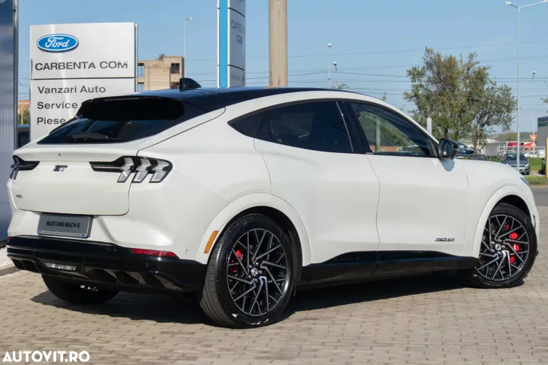 Ford Mustang Mach-E din 2023 cu 1 km - oferta FOR143834 - foto 6