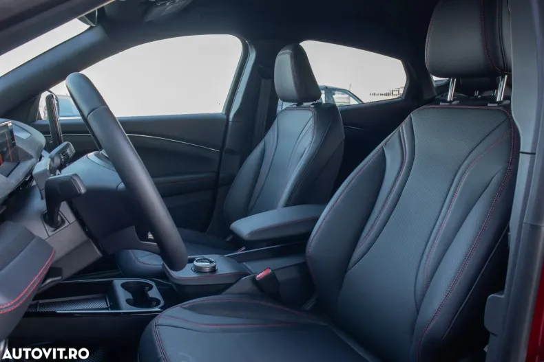 Ford Mustang Mach-E din 2023 cu 1 km - oferta FOR143835 - foto 7