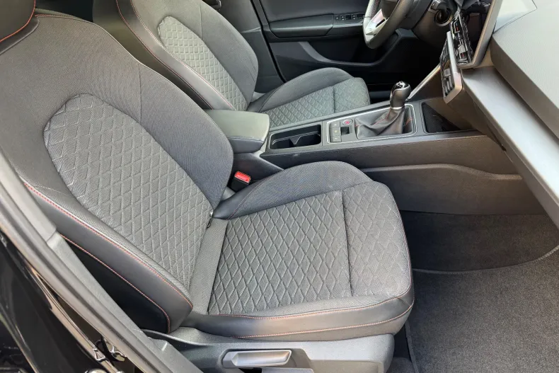 Seat Leon din 2025 cu 16.480 km - oferta SEA143848 - foto 24