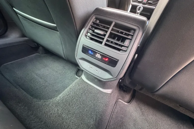 Seat Leon din 2025 cu 16.480 km - oferta SEA143848 - foto 28