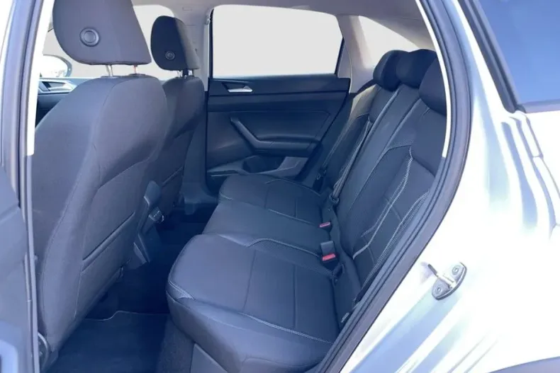 Volkswagen Taigo din 2025 cu 5.000 km - oferta VOL143853 - foto 7