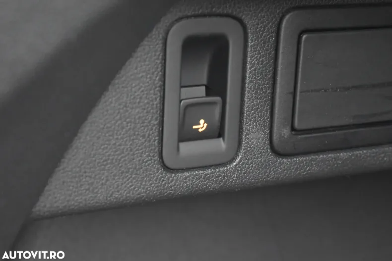 Volkswagen Tiguan din 2021 cu 166.799 km - oferta VOL143873 - foto 38