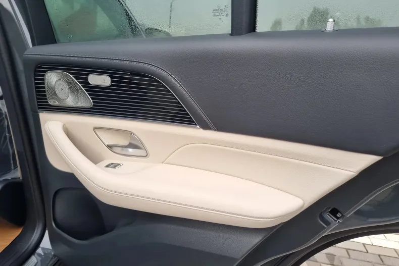 Mercedes-Benz GLE din 2025 cu 5 km - oferta MER143877 - foto 23