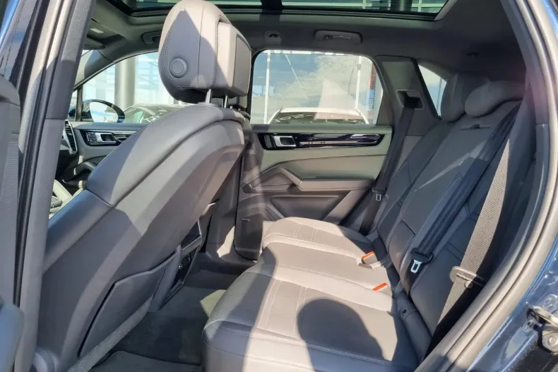 Porsche Cayenne din 2022 cu 40.500 km - oferta POR143878 - foto 17