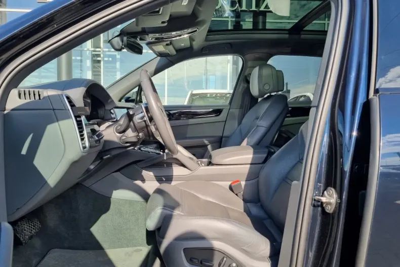 Porsche Cayenne din 2022 cu 40.500 km - oferta POR143878 - foto 19