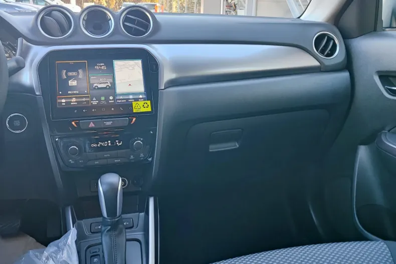 Suzuki Vitara din 2025 cu 6 km - oferta SUZ143898 - foto 8