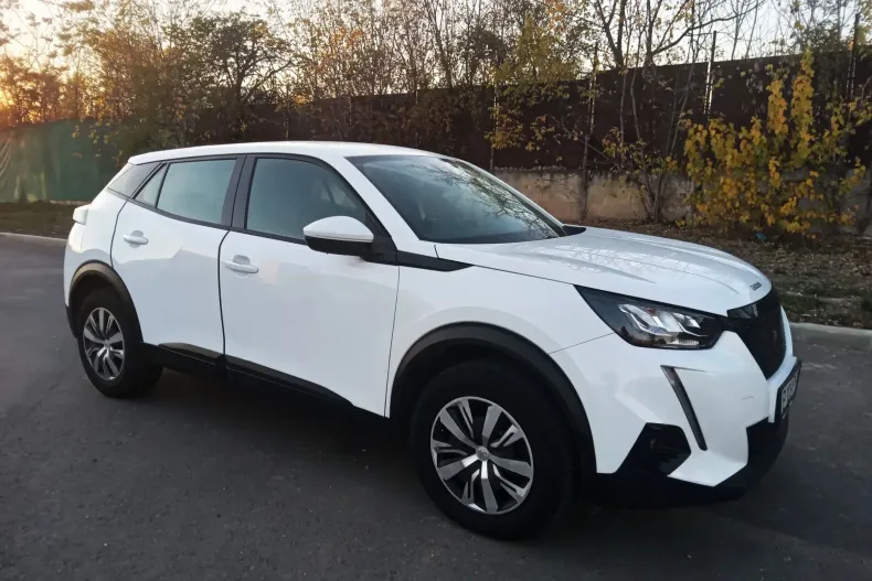 Peugeot 2008 din 2020 cu 90.550 km - oferta PEU143936 - foto 1