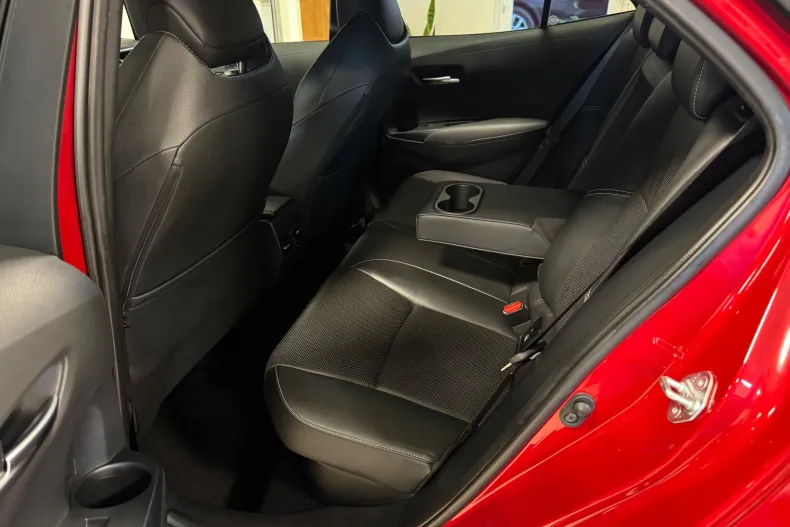 Toyota Corolla din 2019 cu 66.700 km - oferta TOY143950 - foto 25