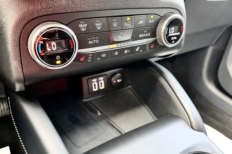 Ford Kuga din 2021 cu 168.000 km - oferta FOR143952 - foto 37