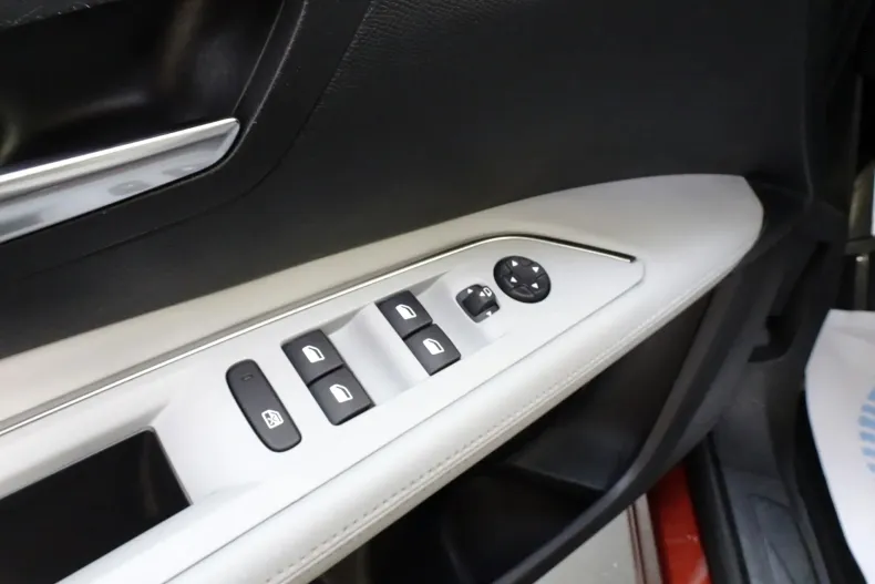 Peugeot 3008 din 2019 cu 106.000 km - oferta PEU143953 - foto 21