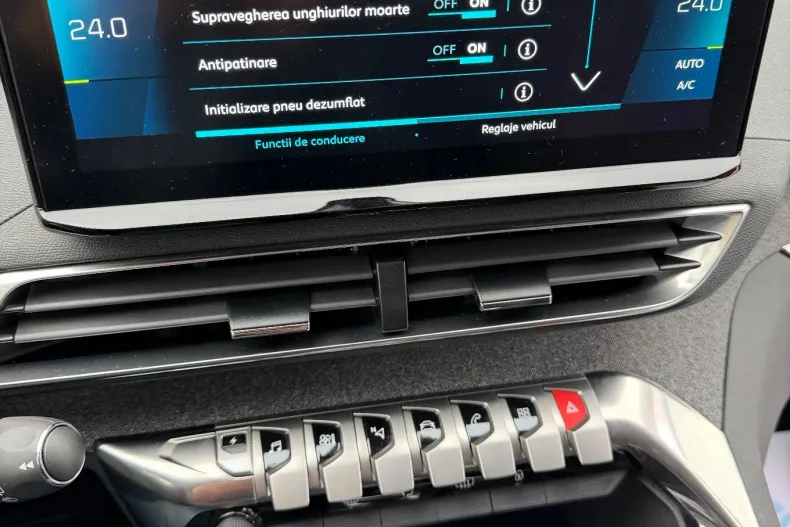 Peugeot 3008 din 2022 cu 170.000 km - oferta PEU143959 - foto 33