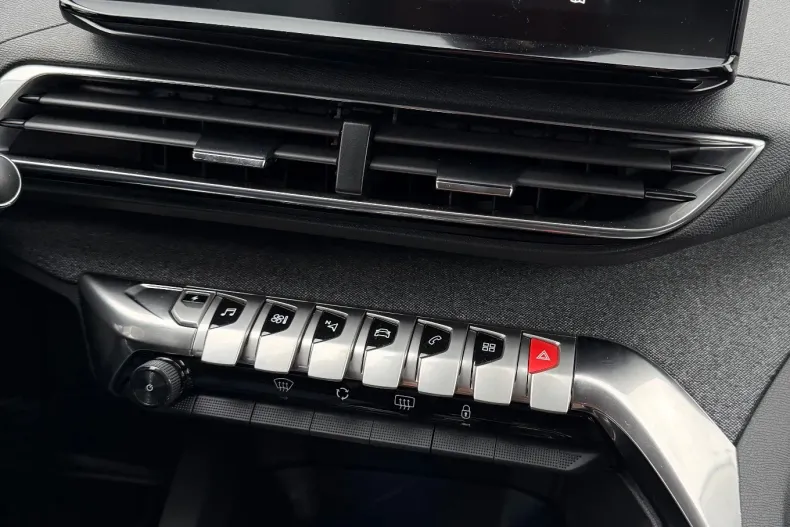 Peugeot 3008 din 2022 cu 170.000 km - oferta PEU143959 - foto 34