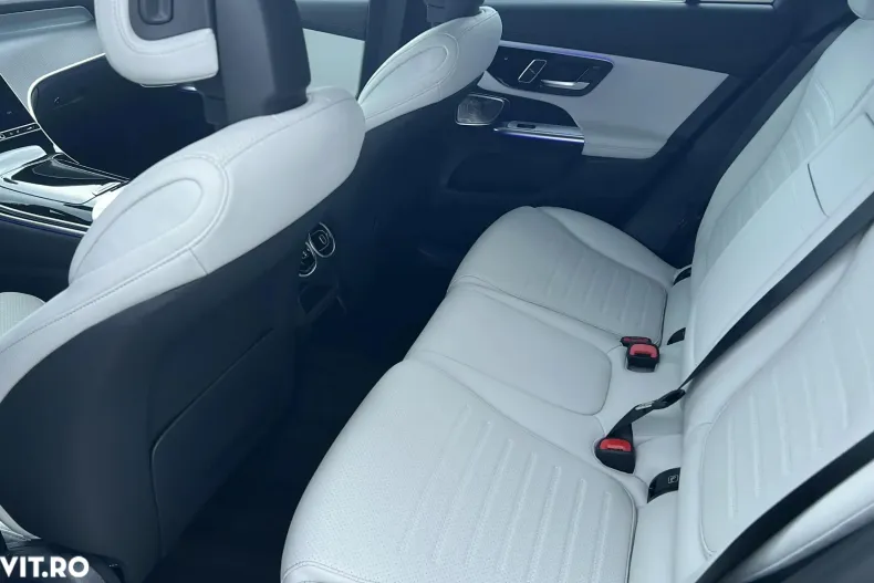 Mercedes-Benz GLC din 2025 cu 3.000 km - oferta MER143965 - foto 13