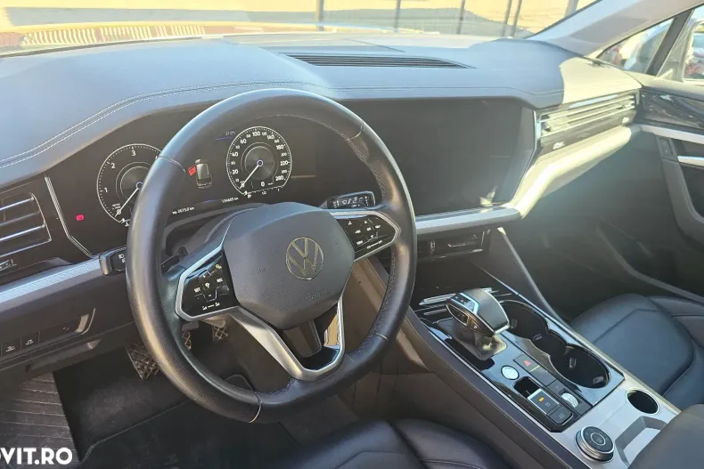 Volkswagen Touareg din 2023 cu 130.000 km - oferta VOL143975 - foto 17