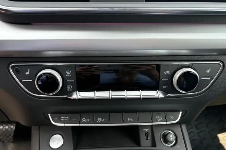 Audi Q5 din 2022 cu 49.976 km - oferta AUD143993 - foto 11