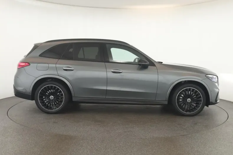 Mercedes-Benz GLC 300 din 2023 cu 45.900 km - oferta MER143999 - foto 2