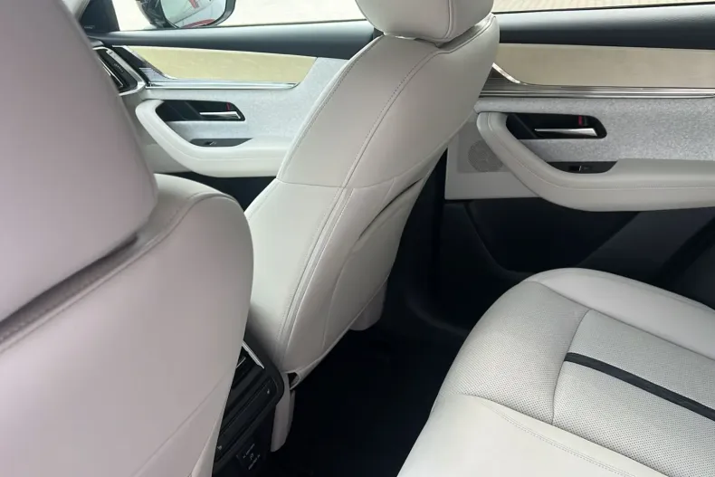 Mazda CX-60 din 2023 cu 36.500 km - oferta MAZ144003 - foto 7