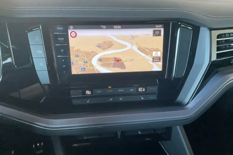 Volkswagen Touareg din 2021 cu 74.810 km - oferta VOL144018 - foto 9