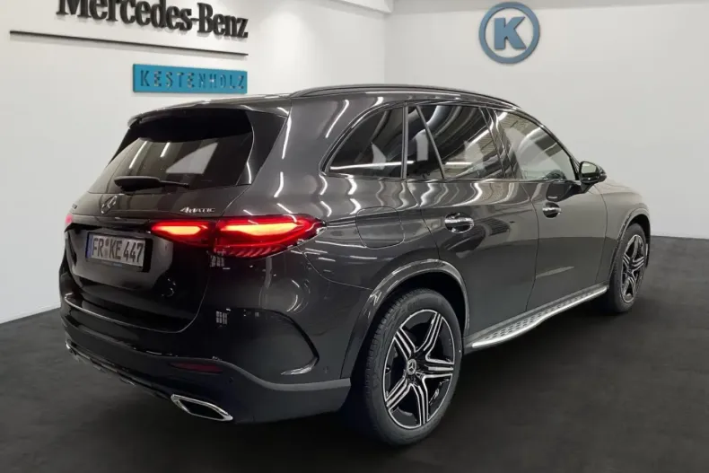 Mercedes-Benz GLC 220 din 2025 cu 27.495 km - oferta MER144023 - foto 3