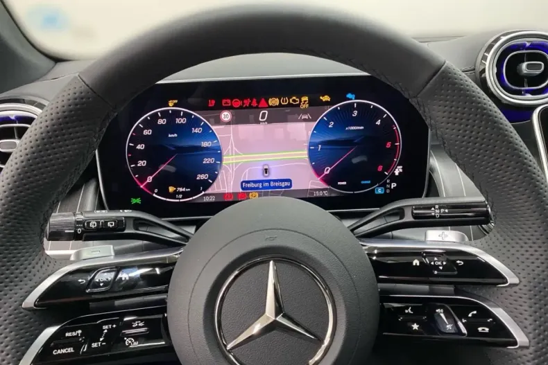 Mercedes-Benz GLC 220 din 2025 cu 27.495 km - oferta MER144023 - foto 9