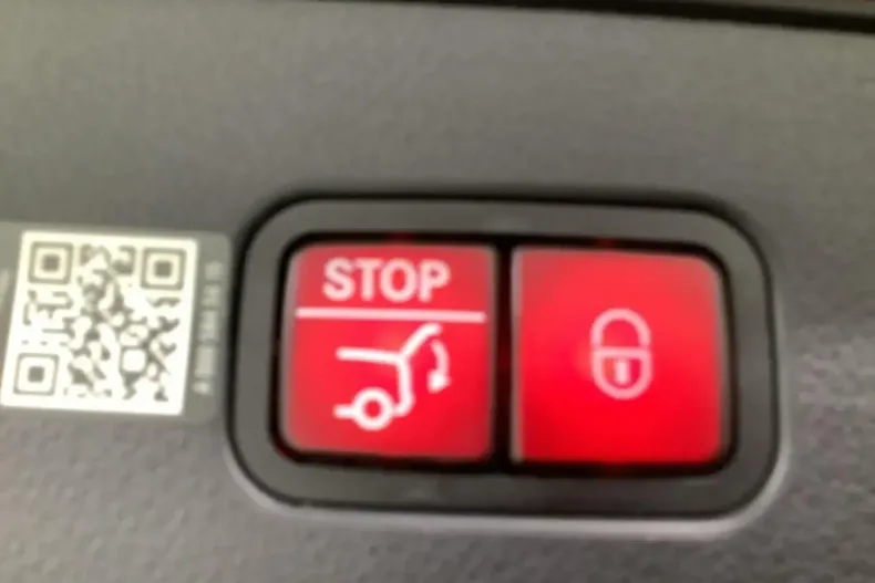 Mercedes-Benz GLC 220 din 2024 cu 22.456 km - oferta MER144026 - foto 17