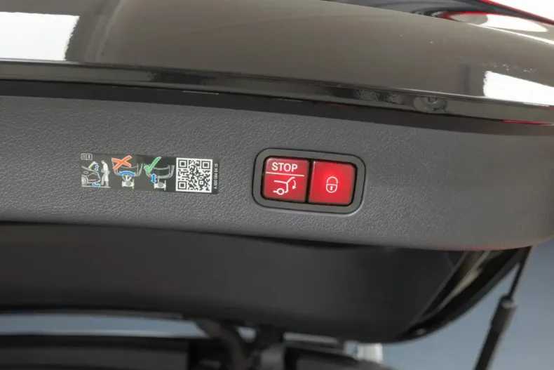 Mercedes-Benz GLC 450 din 2024 cu 10.000 km - oferta MER144027 - foto 25