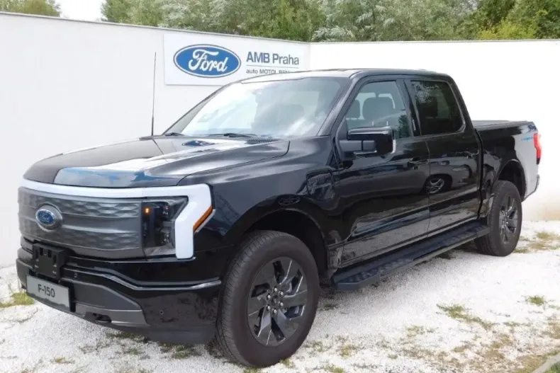 Ford F 150 din 2023 cu 20.000 km - oferta FOR144031 - foto 1