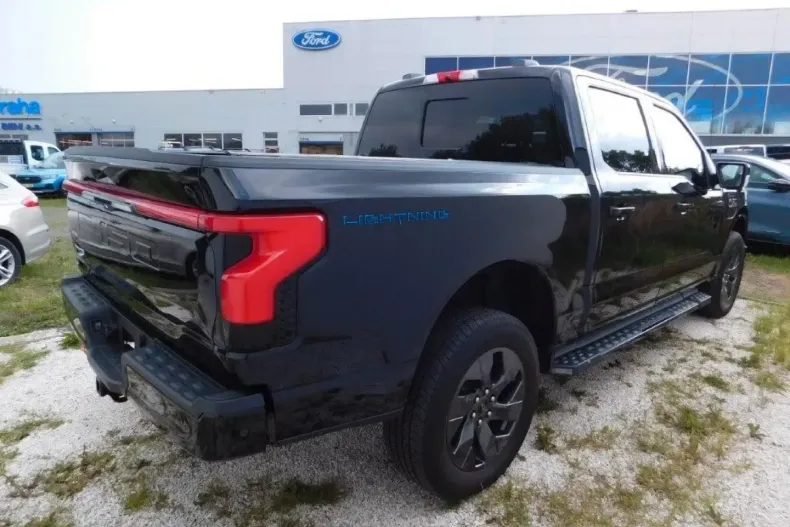 Ford F 150 din 2023 cu 20.000 km - oferta FOR144031 - foto 3