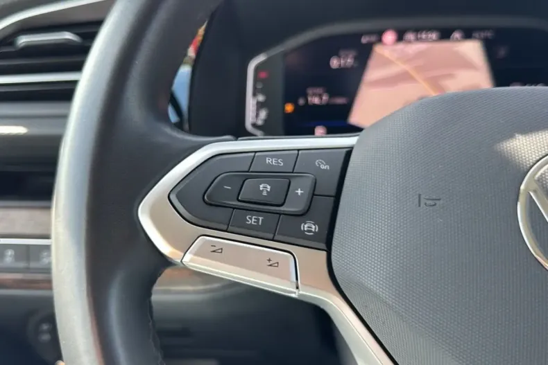 Volkswagen T6 Multivan din 2023 cu 28.500 km - oferta VOL144034 - foto 17