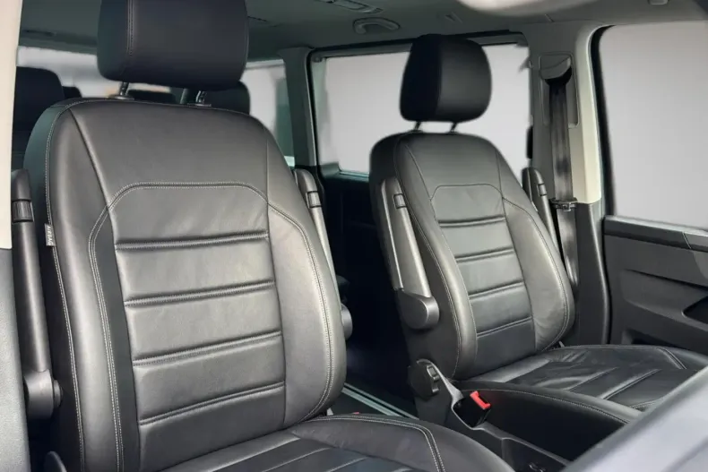 Volkswagen T6 Multivan din 2023 cu 39.900 km - oferta VOL144035 - foto 9