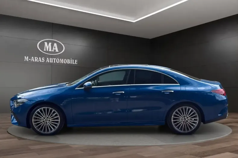 Mercedes-Benz CLA 200 din 2024 cu 4.000 km - oferta MER144053 - foto 8
