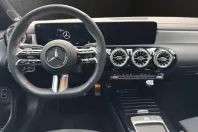 Mercedes-Benz CLA 200 din 2024 cu 4.000 km - oferta MER144053 - foto 10