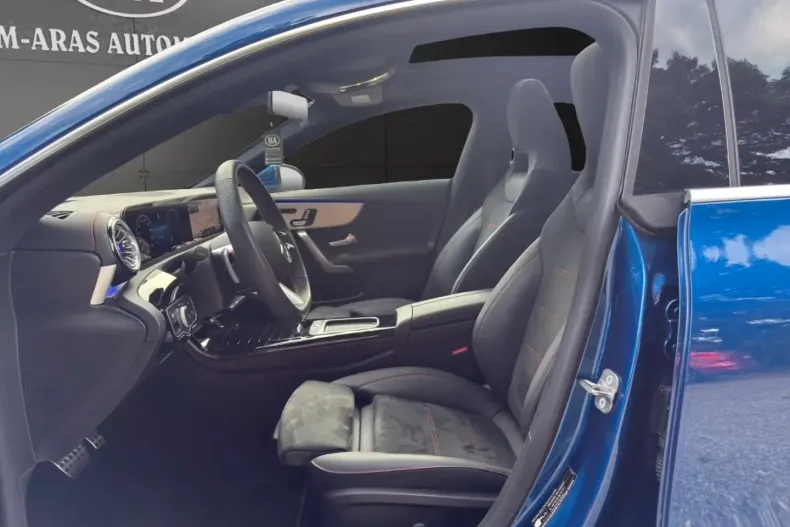 Mercedes-Benz CLA 200 din 2024 cu 4.000 km - oferta MER144053 - foto 15