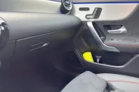Mercedes-Benz CLA 200 din 2024 cu 4.000 km - oferta MER144053 - foto 21