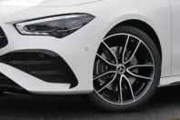 Mercedes-Benz CLA 200 din 2025 cu 19.900 km - oferta MER144055 - foto 3