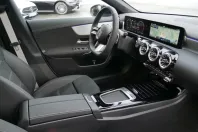 Mercedes-Benz CLA 200 din 2025 cu 19.900 km - oferta MER144055 - foto 5