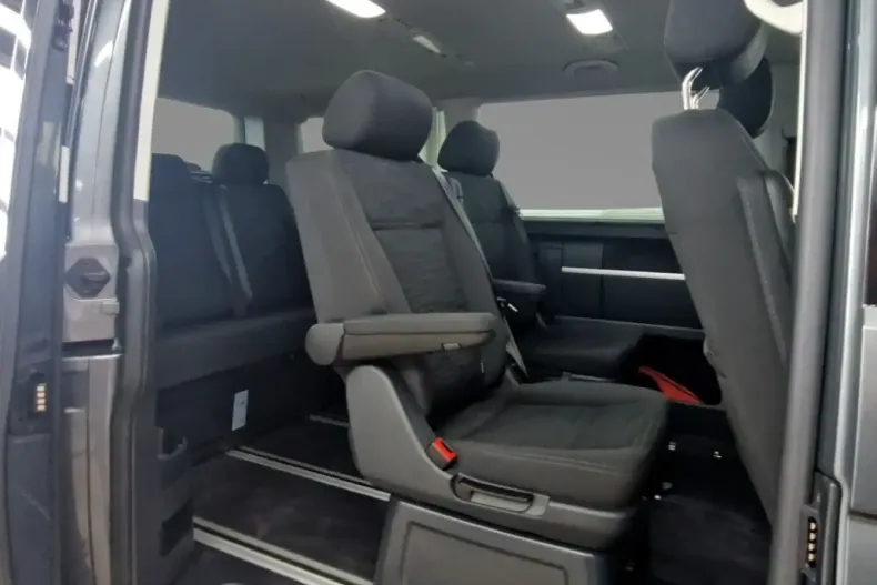 Volkswagen T6 Multivan din 2023 cu 33.600 km - oferta VOL144063 - foto 7