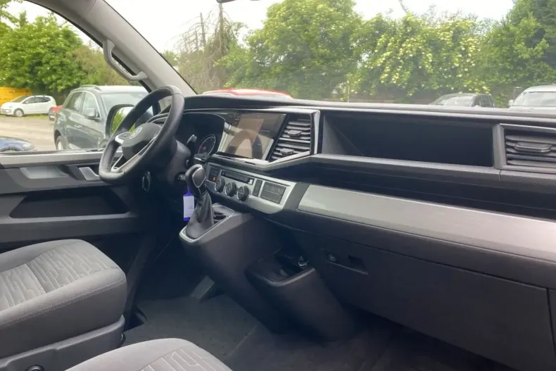 Volkswagen T6 Multivan din 2022 cu 26.253 km - oferta VOL144067 - foto 13