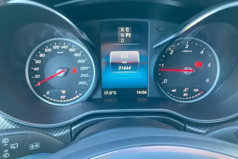 Mercedes-Benz V 300 din 2024 cu 31.441 km - oferta MER144070 - foto 7