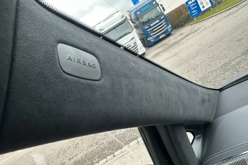 Mercedes-Benz V 300 din 2025 cu 6.000 km - oferta MER144075 - foto 29