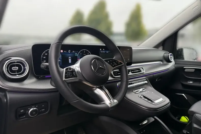 Mercedes-Benz V 300 din 2025 cu 8.671 km - oferta MER144076 - foto 7