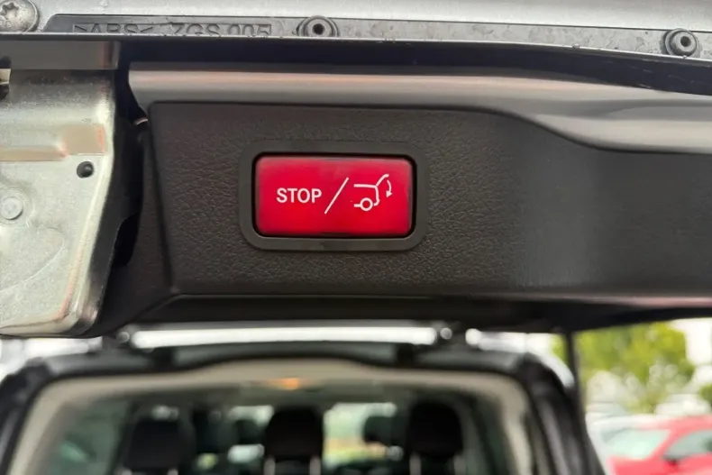 Mercedes-Benz V 300 din 2025 cu 8.671 km - oferta MER144076 - foto 15