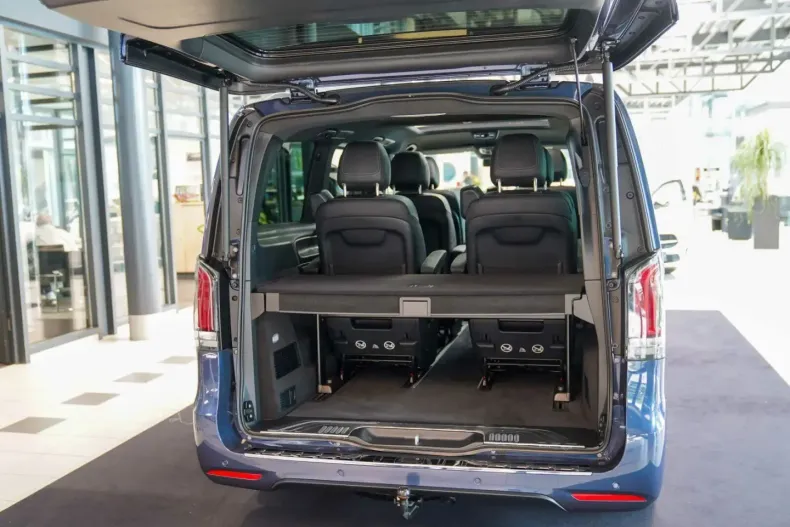 Mercedes-Benz V 250 din 2024 cu 3.288 km - oferta MER144077 - foto 7