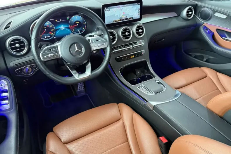 Mercedes-Benz GLC 220 din 2020 cu 78.300 km - oferta MER144080 - foto 4