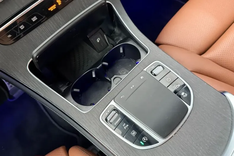 Mercedes-Benz GLC 220 din 2020 cu 78.300 km - oferta MER144080 - foto 8