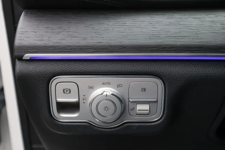 Mercedes-Benz GLE 350 din 2021 cu 43.274 km - oferta MER144095 - foto 22