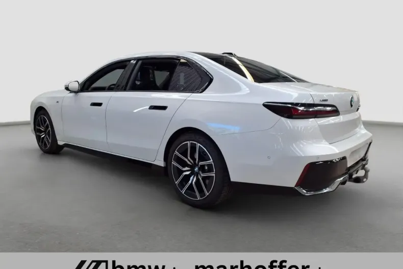 BMW 740 din 2024 cu 24.900 km - oferta BMW144117 - foto 3