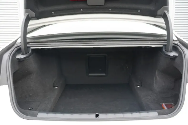 BMW 740 din 2024 cu 26.000 km - oferta BMW144118 - foto 46